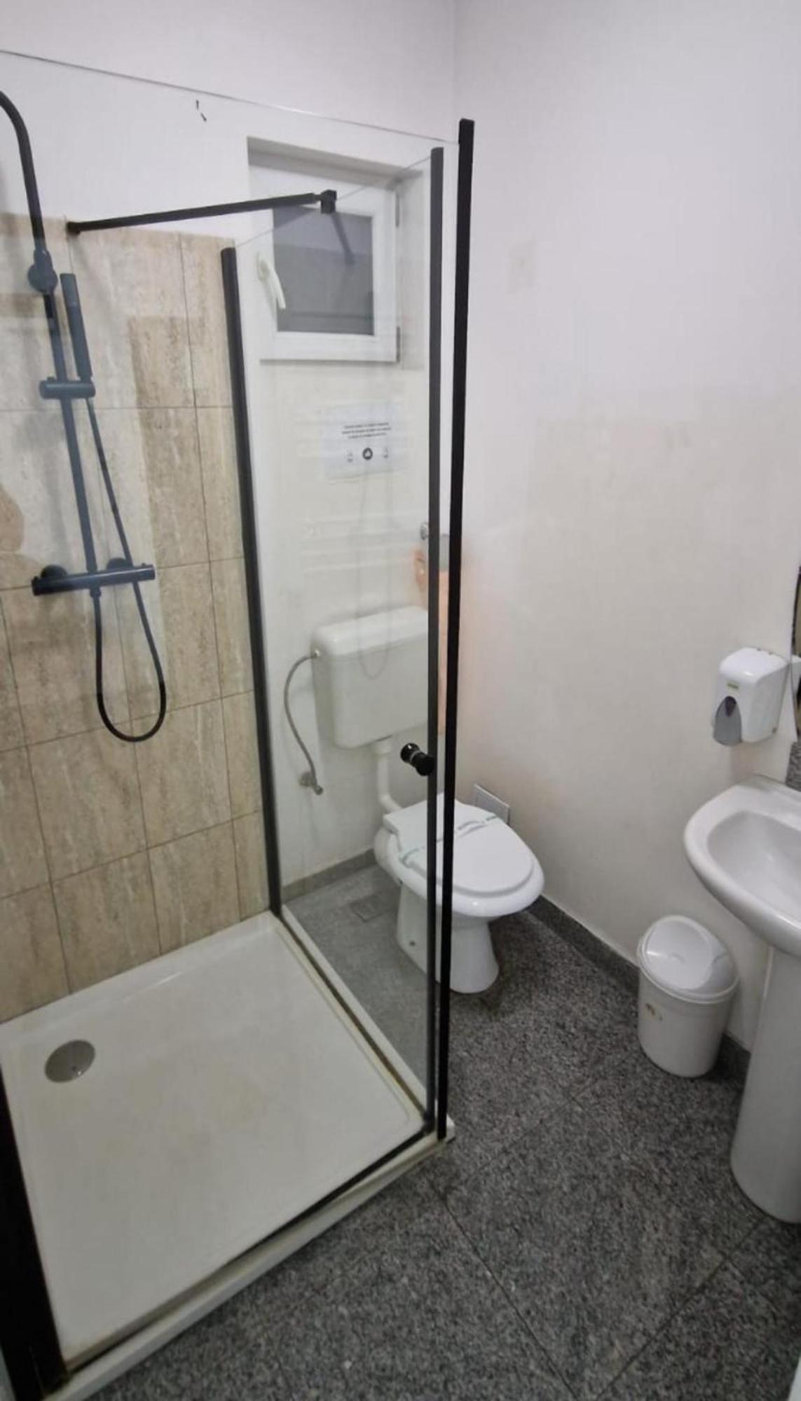 Hotel Vitan273 Bucharest Luaran gambar