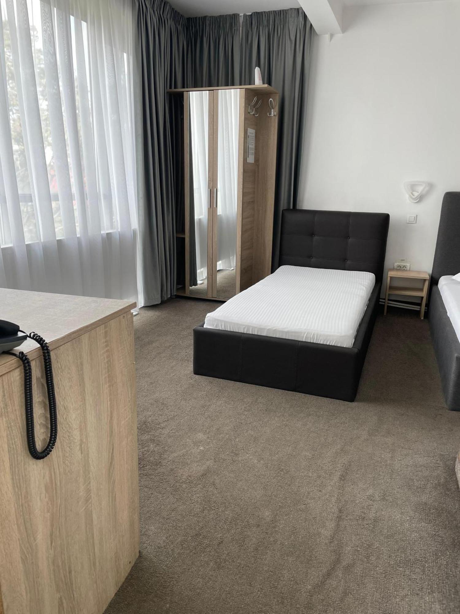 Hotel Vitan273 Bucharest Luaran gambar