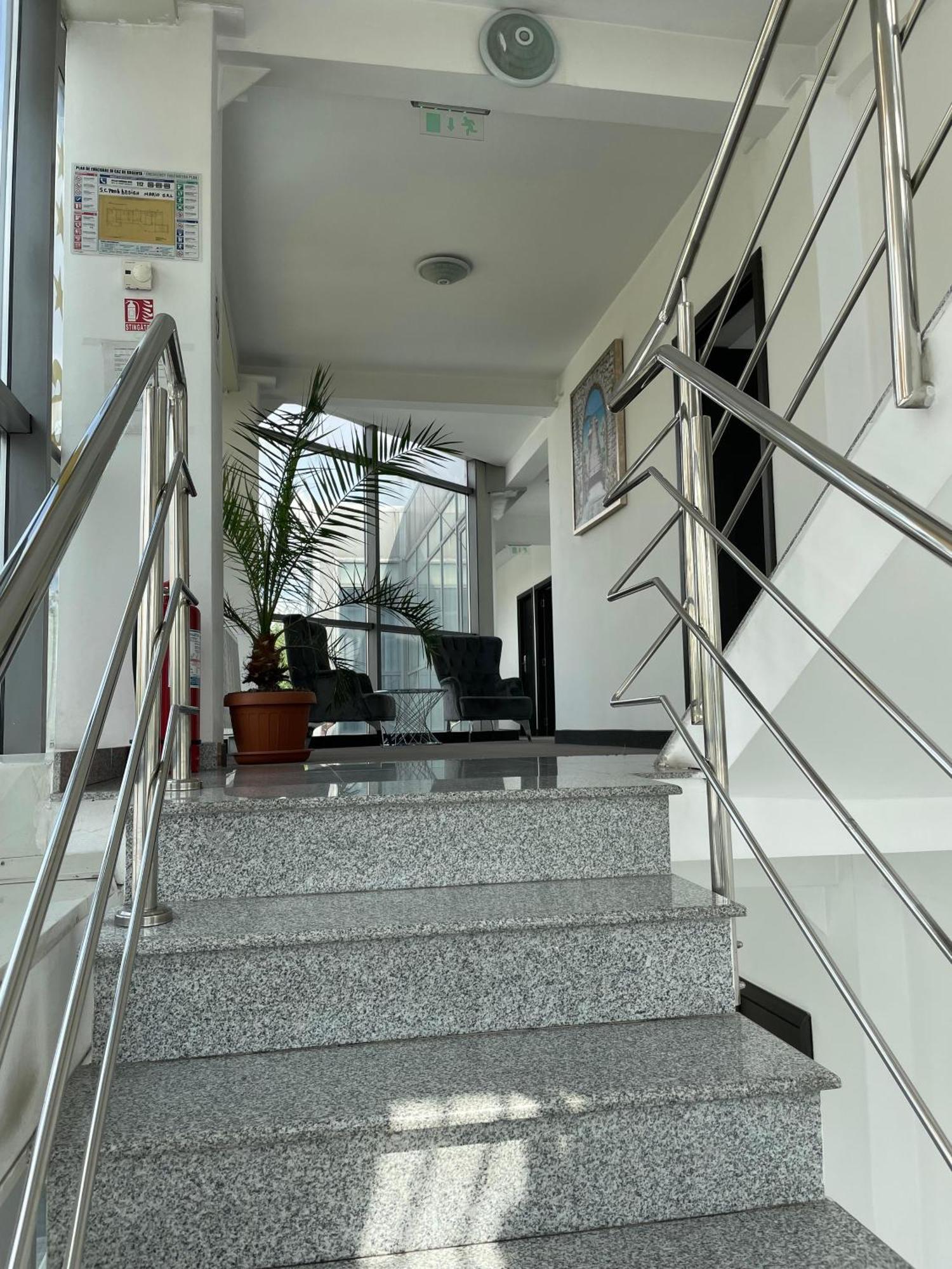 Hotel Vitan273 Bucharest Luaran gambar
