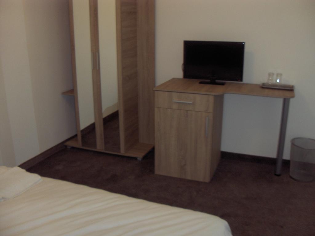 Hotel Vitan273 Bucharest Bilik gambar